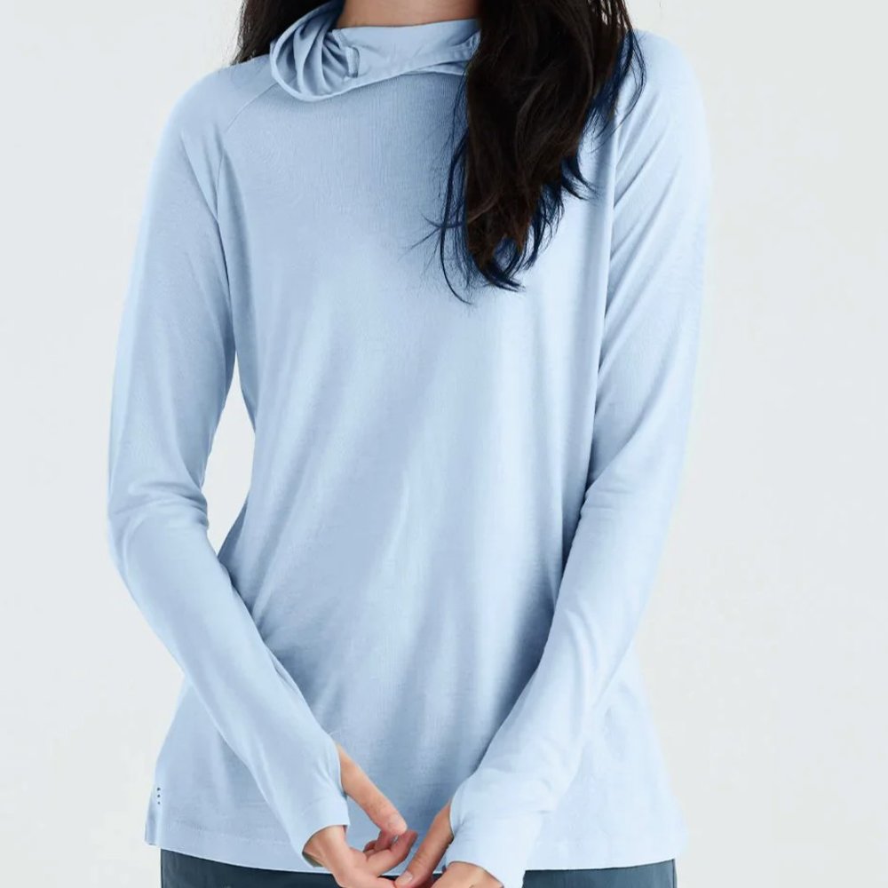 FreeFly Women's Bamboo Lightweight Hoodie II in Clear Sky